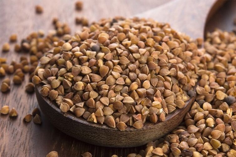 ကိုယ်အလေးချိန်ကျဖို့အတွက် buckwheat diet ကိုချက်ပြုတ်ရန်အတွက် buckwheat groats